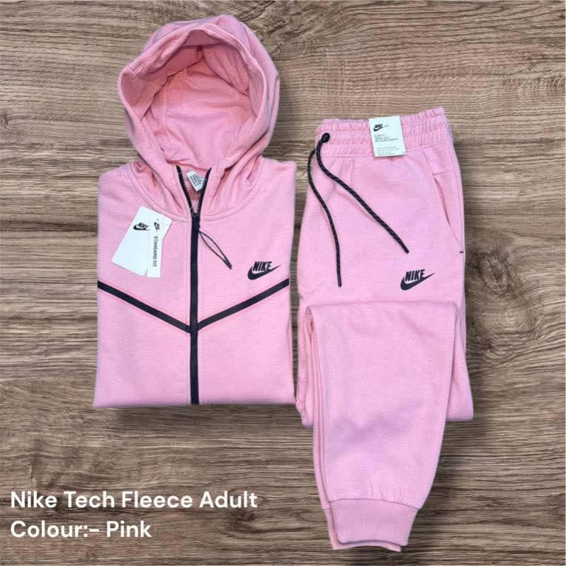 Adult Nike Tech Fleece Set
